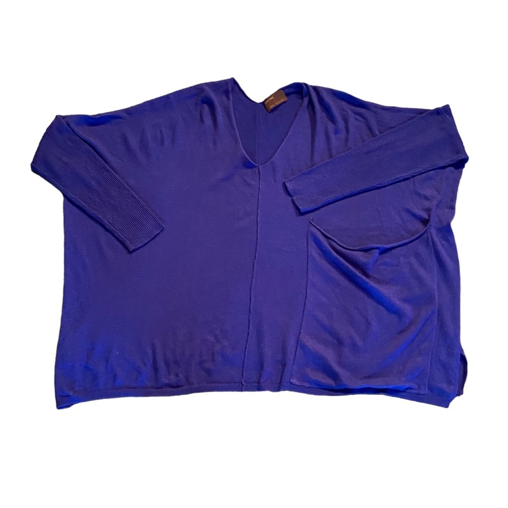 Super soft deep blue trapeze style oversized vneck lightweight sweater S…